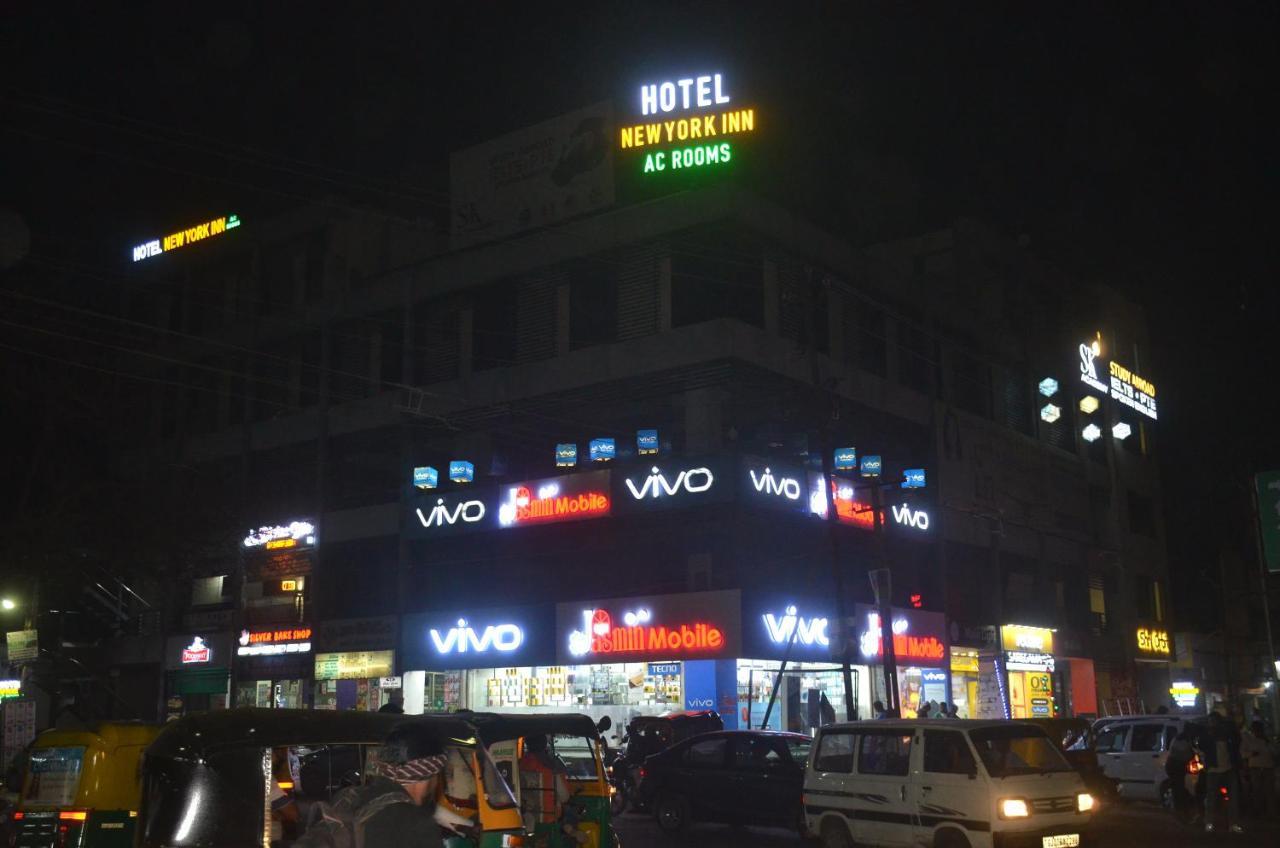 Hotel Newyork Inn Anand Exterior photo